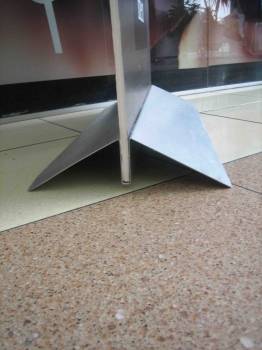 ���� ����� M