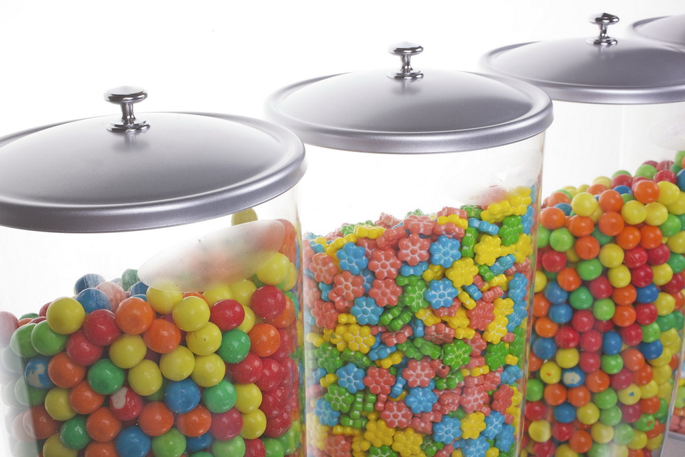 שלישיית דיספנסרים שולחנית יוקרתית לממתקים ודגנים דגם DH30 בקיבולת 5 ליטר למיכל. שלישיית דיספנסרים שולחנית יוקרתית לממתקים ודגנים דגם DH30 בקיבולת 5 ליטר למיכל.