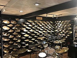 לוחות מחורצים לתצוגה לוחות מחורצים לתצוגה